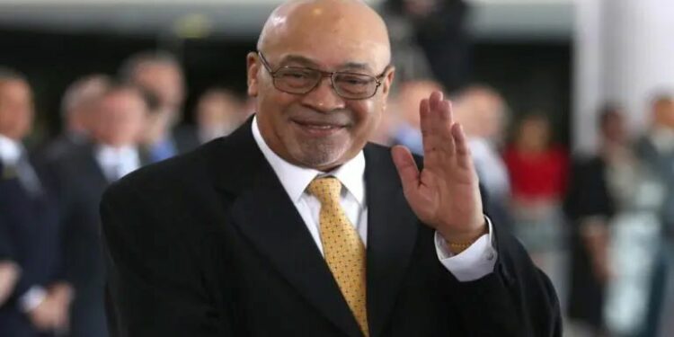 Investigan muerte enigmática del expresidente de Suriname