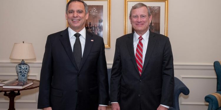 Para esto se juntaron los líderes judiciales de RD y EEUU