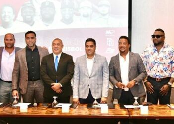 Leyendas del béisbol conforman el equipo de trabajo del Clásico Mundial 2026
