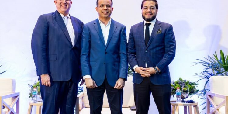 APROCOVICI analiza las perspectivas de una economía sin reforma