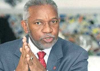 Melanio Paredes critica duramente el estilo de gobierno actual