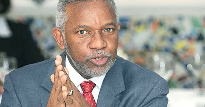 Melanio Paredes critica duramente el estilo de gobierno actual