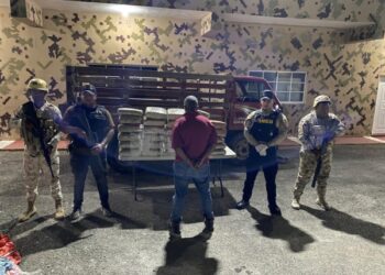 Decomisan 291 libras de presunta marihuana en Pedernales