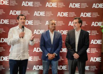 Inversiones extranjeras en energía secundan a las del turismo: 1,000 millones de dólares