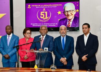 PLD se opone a la fusión de ministerios educativos