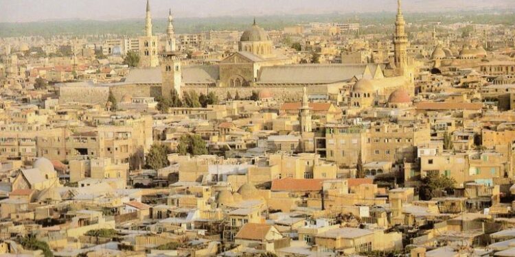 Representantes rusos se reúnen con responsables de HTS en Damasco