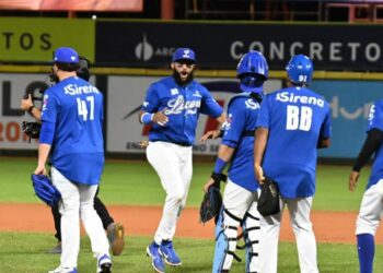 Toros y Licey brillan ganando por la mínima ambos partidos 