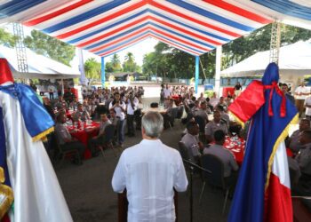 Luis Abinader resalta orgullo por las Fuerzas Armadas y la Policía Nacional