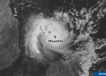 Ciclón arrasa archipiélago francés dejando cientos de muertos