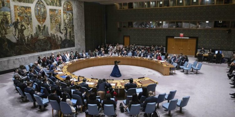 Con incertidumbre, normalidad vuelve a Siria;  ONU analizará a puertas cerradas