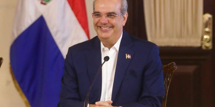 Presidente Abinader asistirá a toma de posesión en Puerto Rico