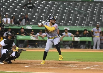 Águilas ganan a las Estrellas y cierran con drama el Round Robin