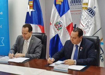 Alianza entre Ideice y College Board para investigación educativa en RD