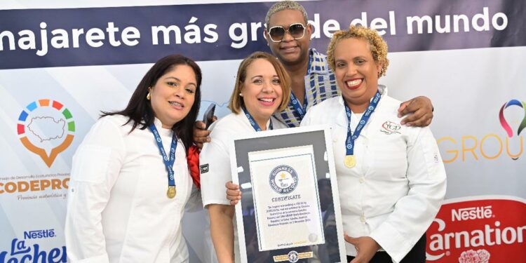 RD con el récord Guinness por “El Majarete más grande del mundo”