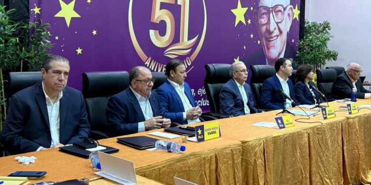 Candidaturas independientes siguen preocupando al PLD; CP convoca al CC