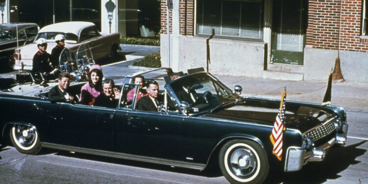 Trump ordena liberar archivos asesinato de los Kennedy y Luther King Jr.