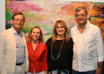 Club Hemingway acoge la exposición "La celebración de la mirada" del pintor español Pere de Ribot