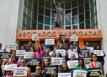 Grupos de Puerto Rico se rebelan contra la persecución de migrantes