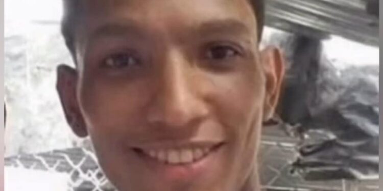 Familia de joven abatido por policía denuncia negligencia