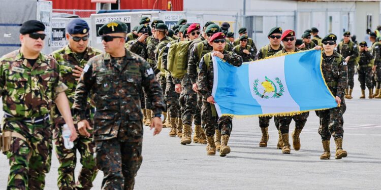 Un contingente de 150 soldados de Guatemala llega a Haití para combatir las pandillas