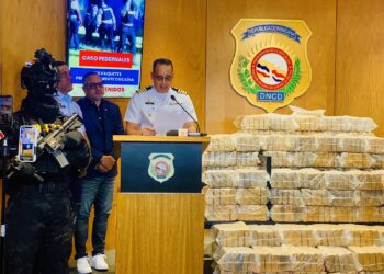 Incautan 766 paquetes de droga en costa de Pedernales