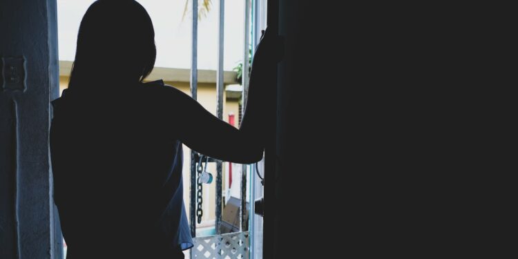 Mujeres dominicanas en Puerto Rico: Entre el exilio y la esperanza