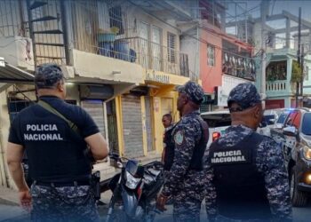 Hallan cadáver con signos de violencia en carretera de Samaná