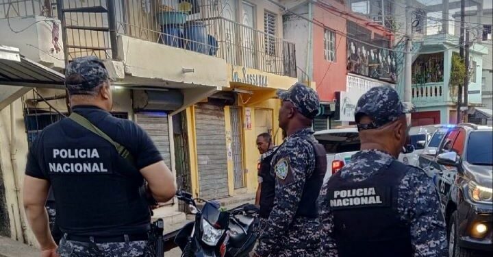 Hallan cadáver con signos de violencia en carretera de Samaná