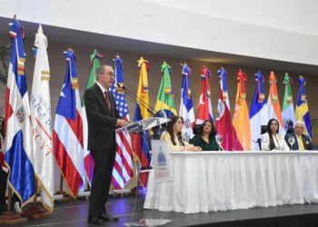 Mescyt lanza becas internacionales 2025 enfocadas en carreras STEAM