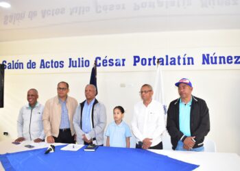 Padres y técnicos rechazan medida de la ADP en la Regional 07