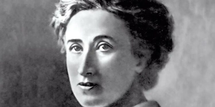 Rosa Luxemburgo todavía tiene doliente en Alemania; miles la recuerdan
