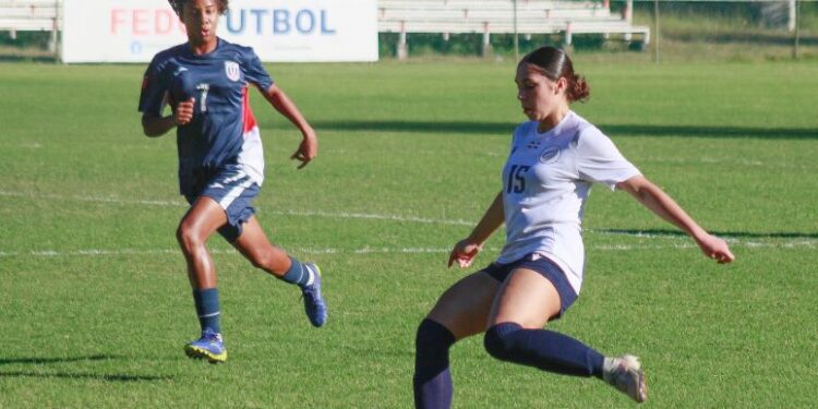 Selección sub-17 femenina de RD empata contra Cuba en amistoso