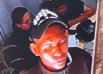 Policía persigue a delincuentes por violento asalto en La Zurza