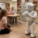 Robots con IA en China revolucionan la asistencia personal