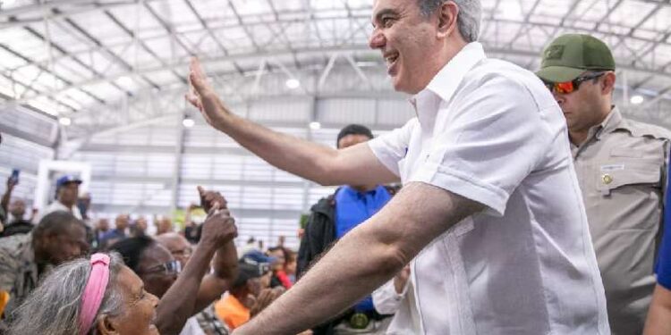 Abinader lanzará proyecto de titulación en Gran Santo Domingo