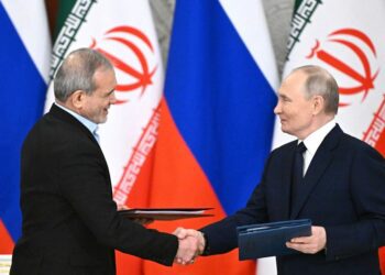 Califican de “disruptivo” acuerdo entre Rusia e Irán