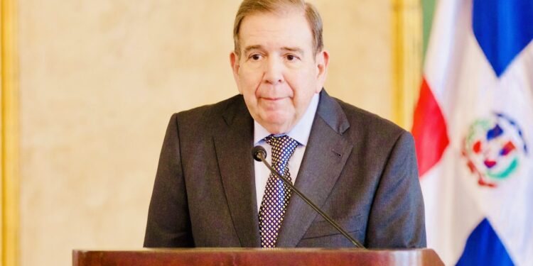 Edmundo González exige liberación inmediata de María Corina Machado