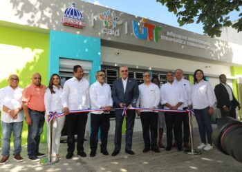 Abinader inaugura primera Unidad Terapéutica Territorial del CAID