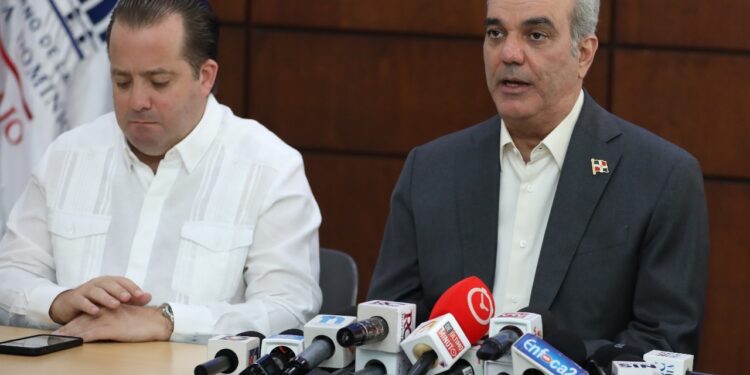 Aumento salarial del 20% en RD: Abinader afirma que supera inflación