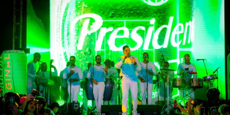 Presidente Black Village apoya el Carnaval Dominicano