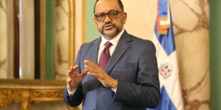 Consultor jurídico aclara uso del término "zar" por el presidente Abinader