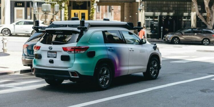 Más patentes transporte del futuro; se estancan motores de combustión