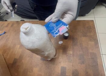 Incautan cocaína en productos de belleza destinada a Italia