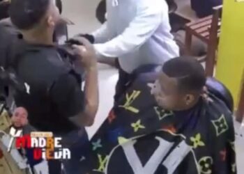 Propietario de barbería simula atraco para ganar fama en redes