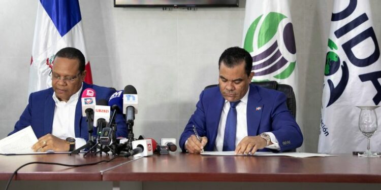 Alianza entre la DIDA y Pro Consumidor contra irregularidades en coberturas médicas