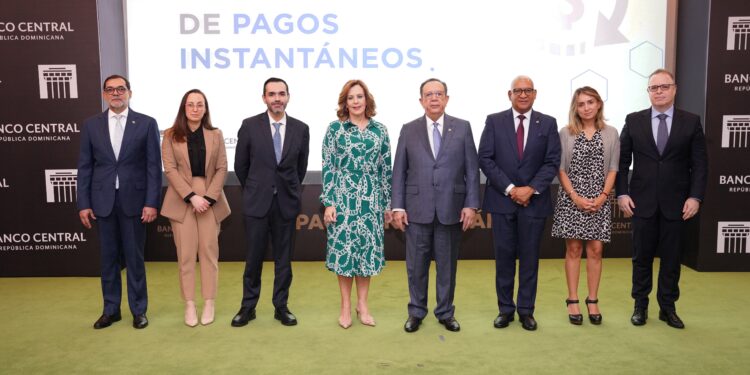 El BCRD inaugura el primer Foro de Pagos Instantáneos en RD