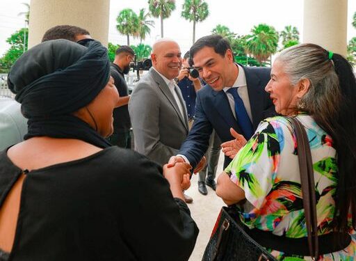 Roberto Ángel Salcedo asume el Ministerio de Cultura con visión renovadora