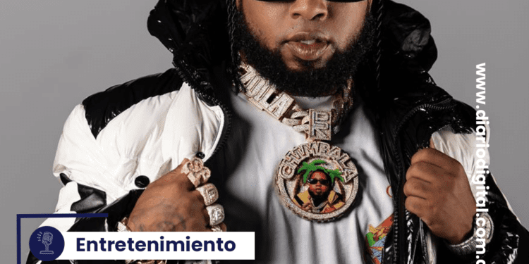 Chimbala celebra nominaciones en Lo Nuestro y Soberano