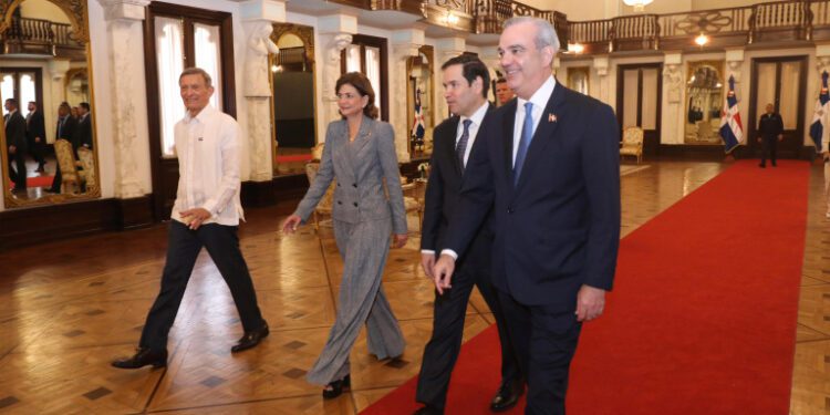 República Dominicana descubre reserva estratégica de tierras raras