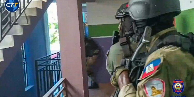 “Golpe al crimen organizado: Capturan a ‘La Patrona’ y liberan a 23 víctimas”